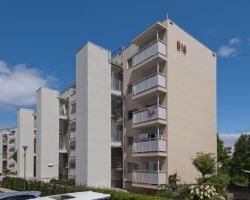 大阪府営茨木郡山住宅第1期エレベータ棟増築工事